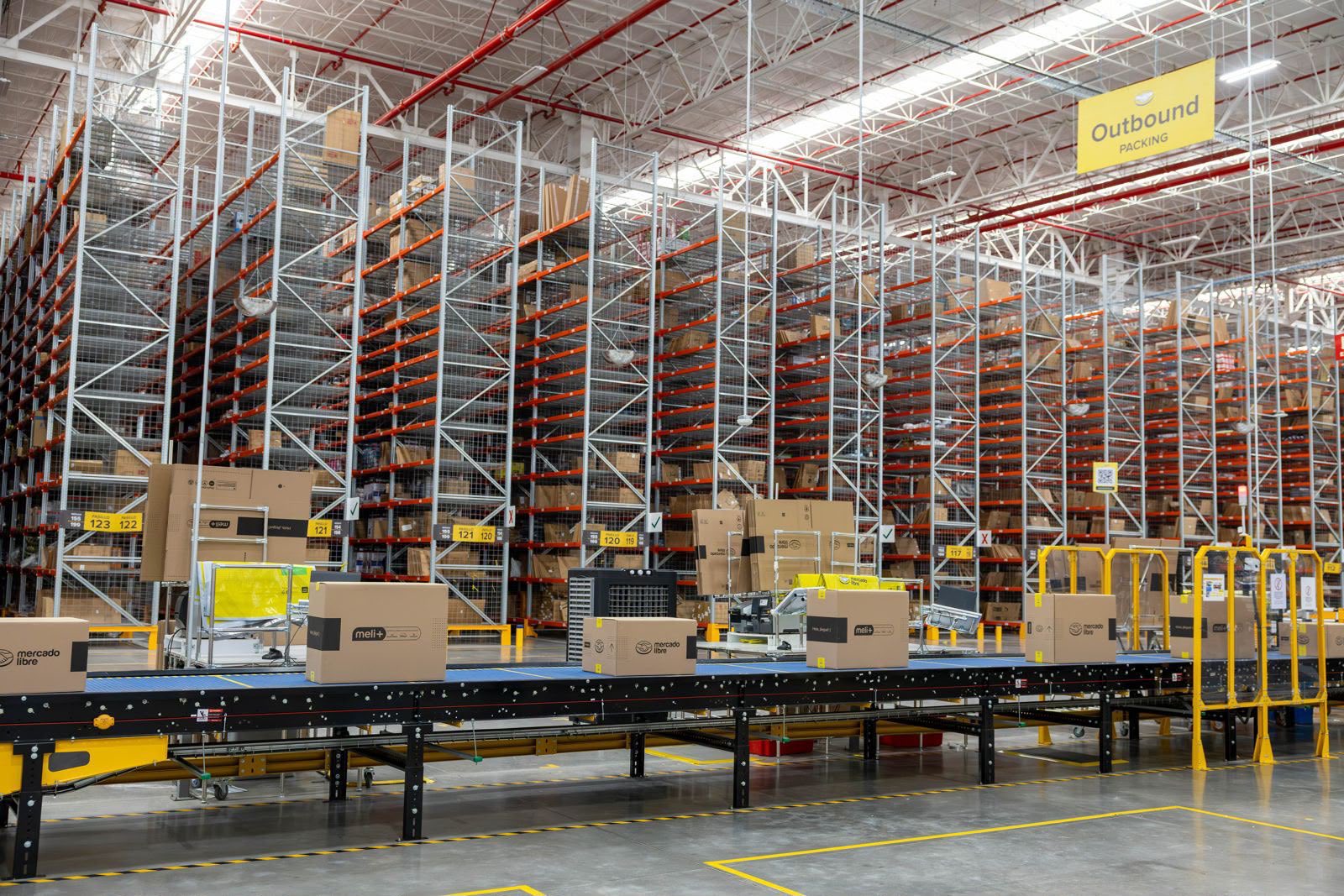 Mercado Libre invierte 911 mdp en Jalisco: abre centro logístico de 100,000 m²